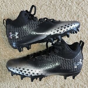 4.5 Youth Under Armour Spotlight Select 3 MC Jr. Boys' Football Cleats
